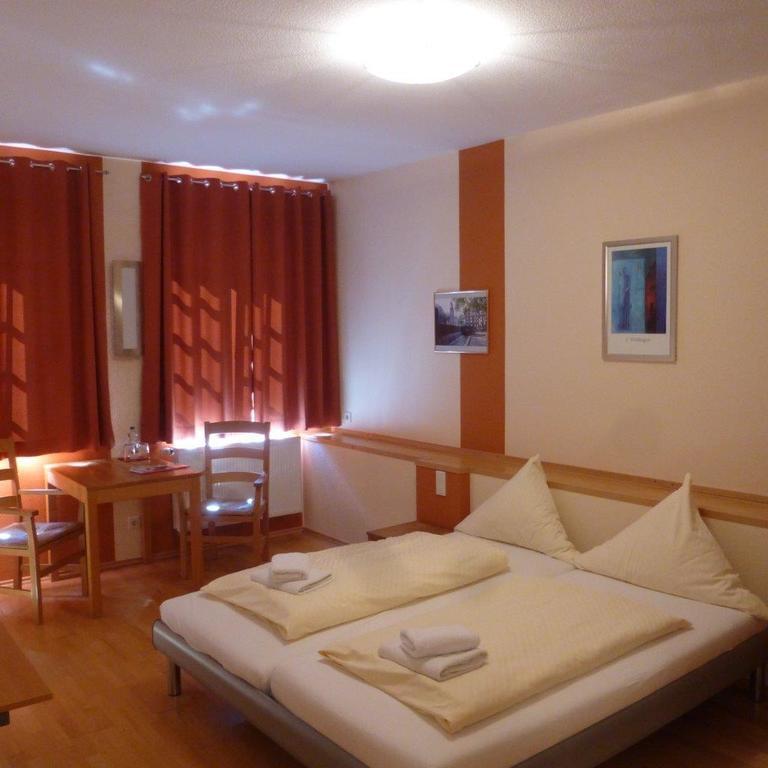 Altstadt-Hotel Koln Room photo